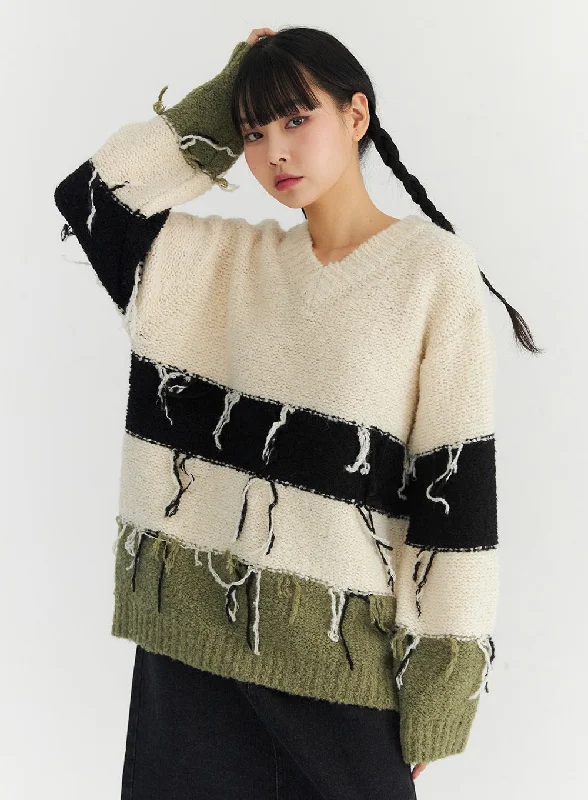 V-Neck Tassel Stripe Sweater CO330