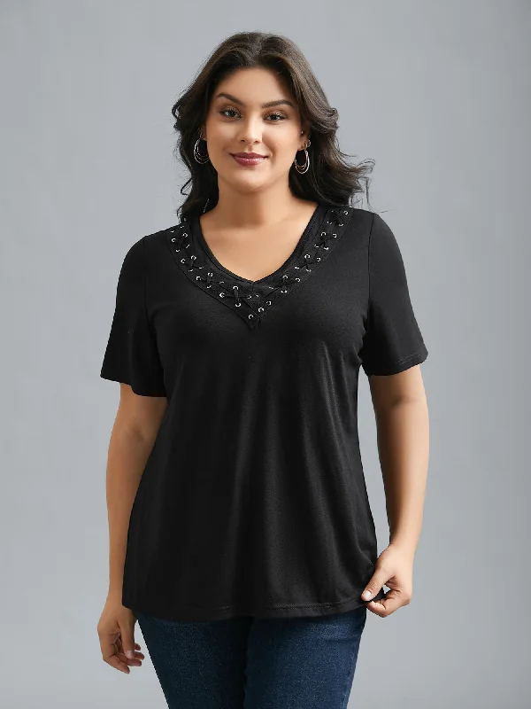 Stretchy V-Neck Hollow Fitted T-Shirt