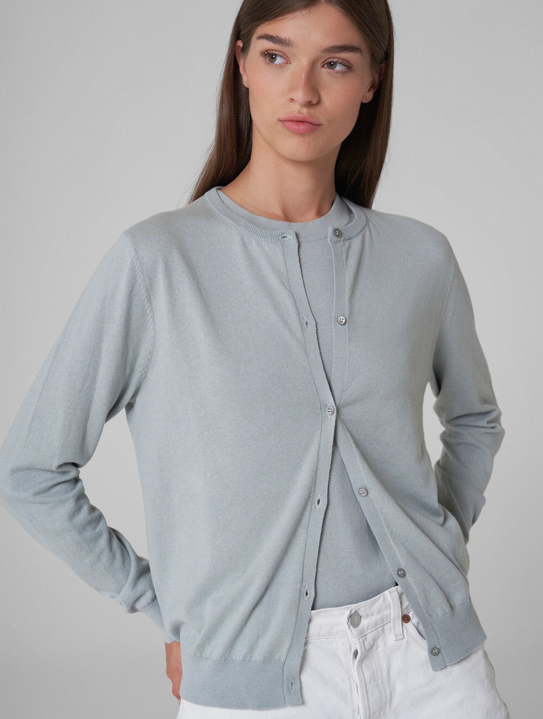 LEA Crew-neck cardigan with buttons blue